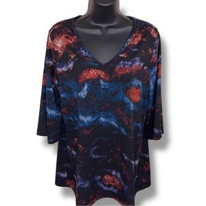 New Medium LuLaRoe Blue Purple Red Black Abstract Print Top Vneck 3/4 Sleeve